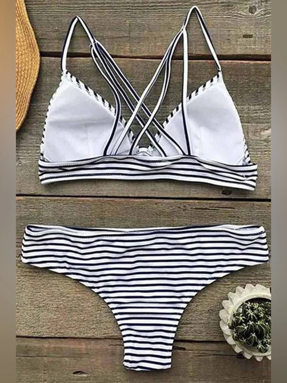 Cupshe| ‘Hit Summer’ Low Rise Navy Striped Bikini